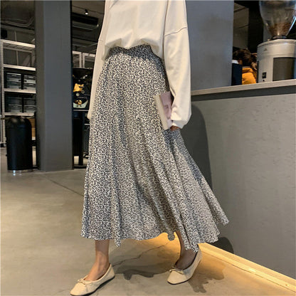 Ann – Luftiger Damenrock mit Blumenmuster