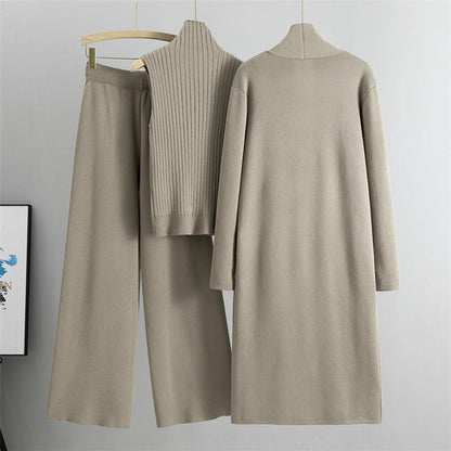 Elizabeth – Gebreid Set met Vest, Cardigan en Broek