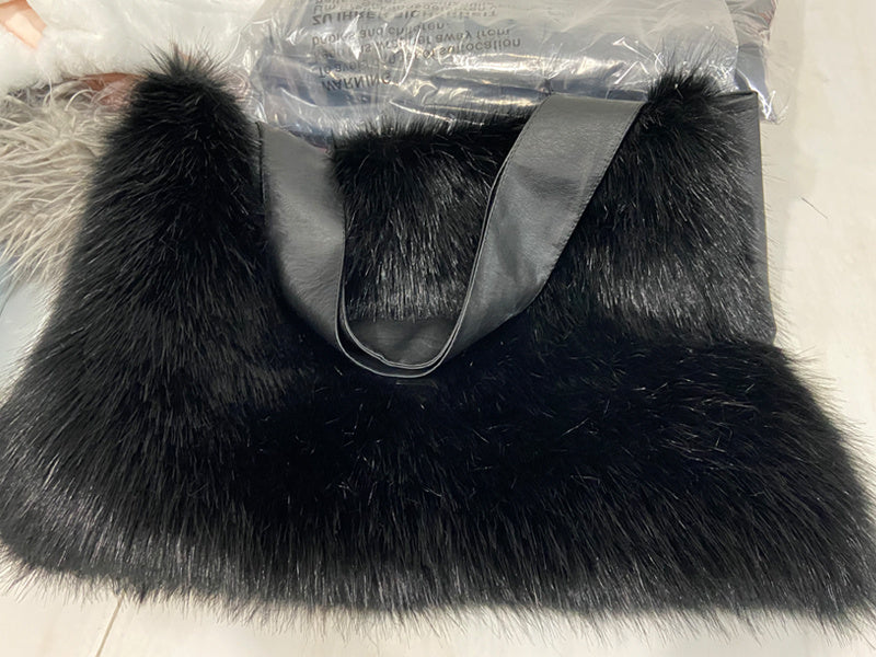 Mary – Grote Dameshandtas van Premium Vegan Faux Fur