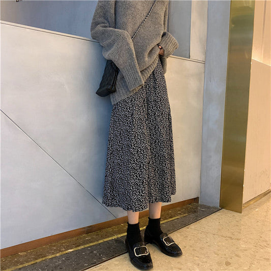 Ann – Luftiger Damenrock mit Blumenmuster